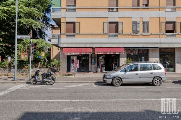 negozio in affitto a Bologna in zona Corticella
