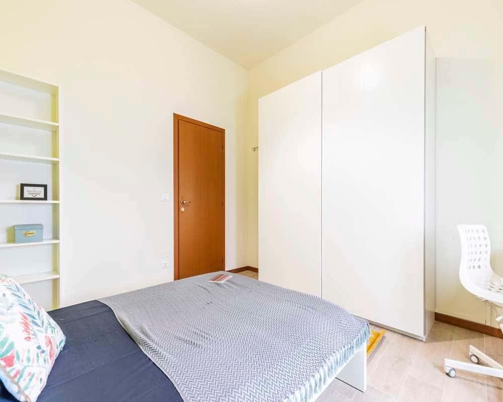 negozio in affitto a Bologna in zona Bolognina