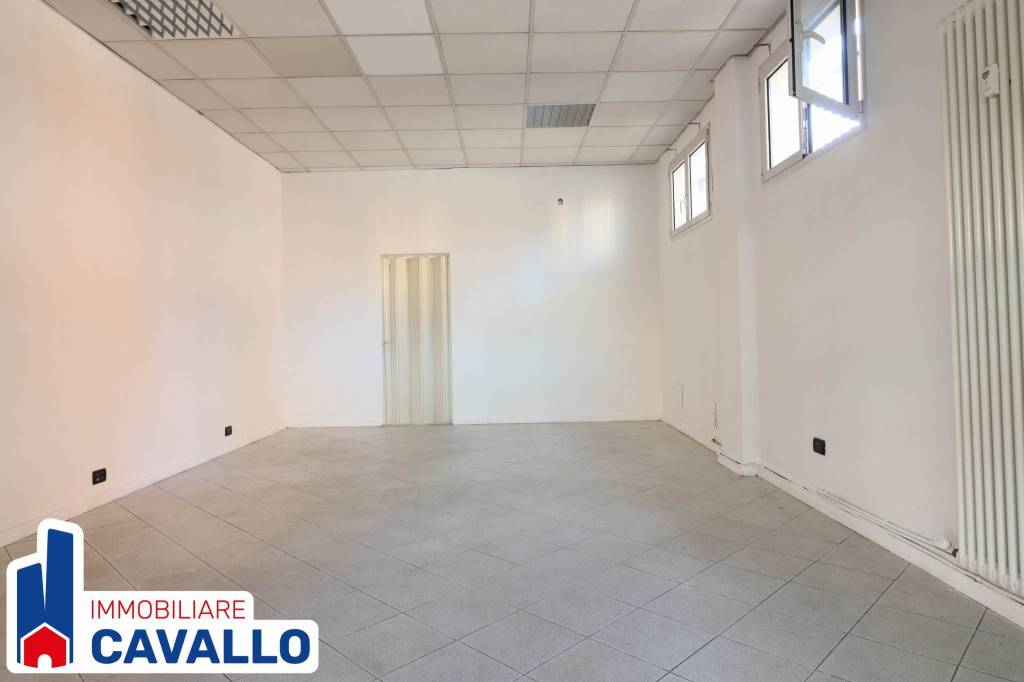 negozio in affitto a Bologna in zona Bolognina