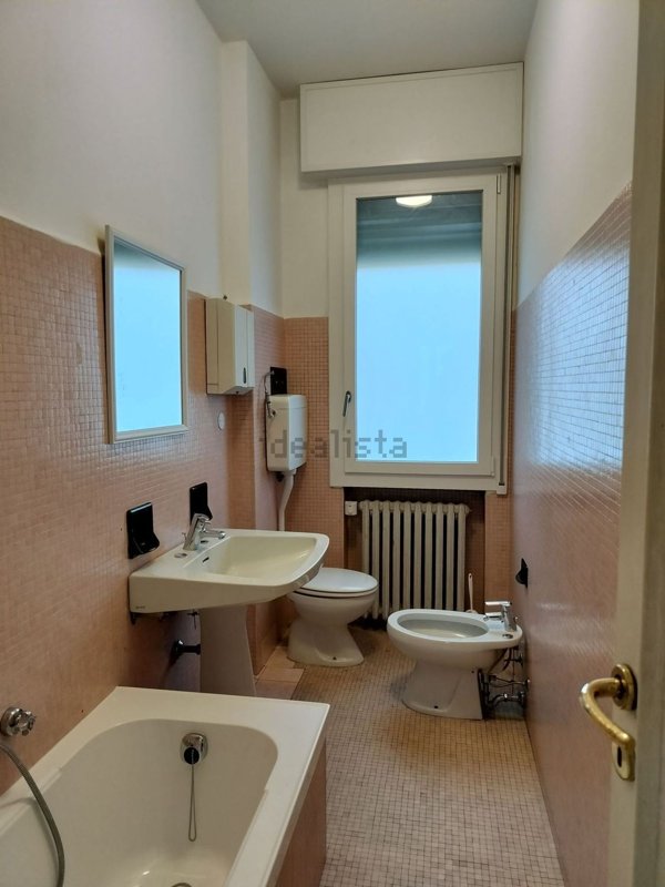 ufficio in affitto a Bologna in zona Quartiere Porto