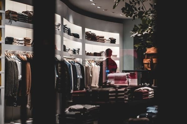 negozio in affitto a Bologna in zona Savena