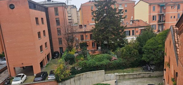 ufficio in affitto a Bologna