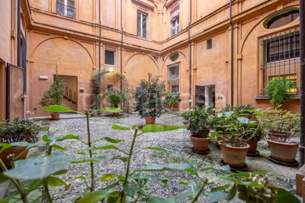 appartamento in affitto a Bologna in zona Santo Stefano