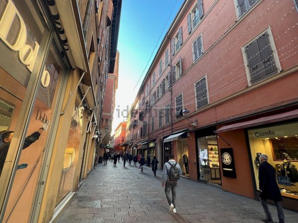 ufficio in affitto a Bologna in zona Santo Stefano