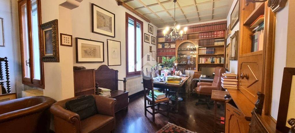 ufficio in affitto a Bologna in zona Santo Stefano