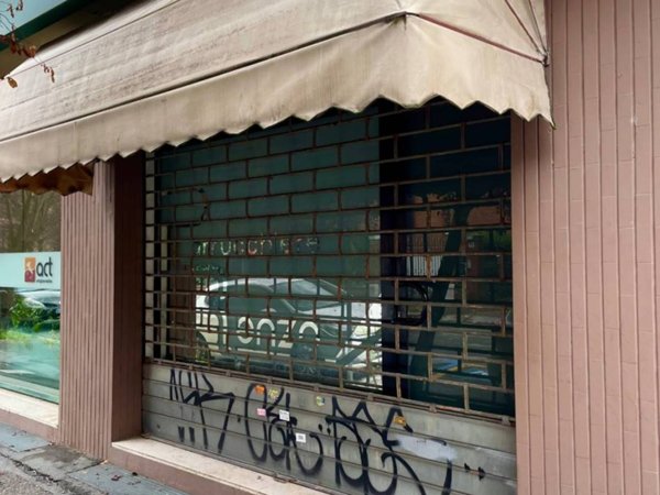 negozio in affitto a Bologna in zona Fiera