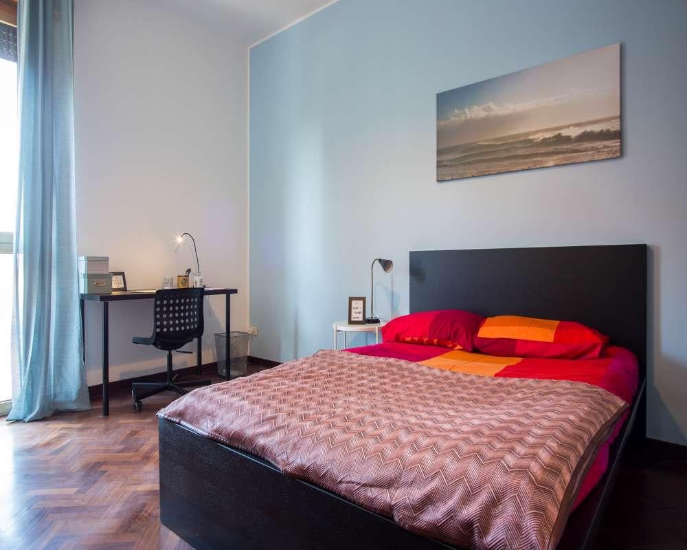 negozio in affitto a Bologna in zona Saragozza