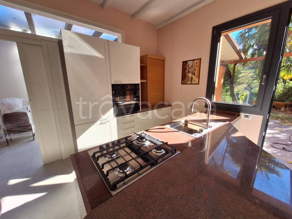 appartamento in affitto a Bologna in zona Colli