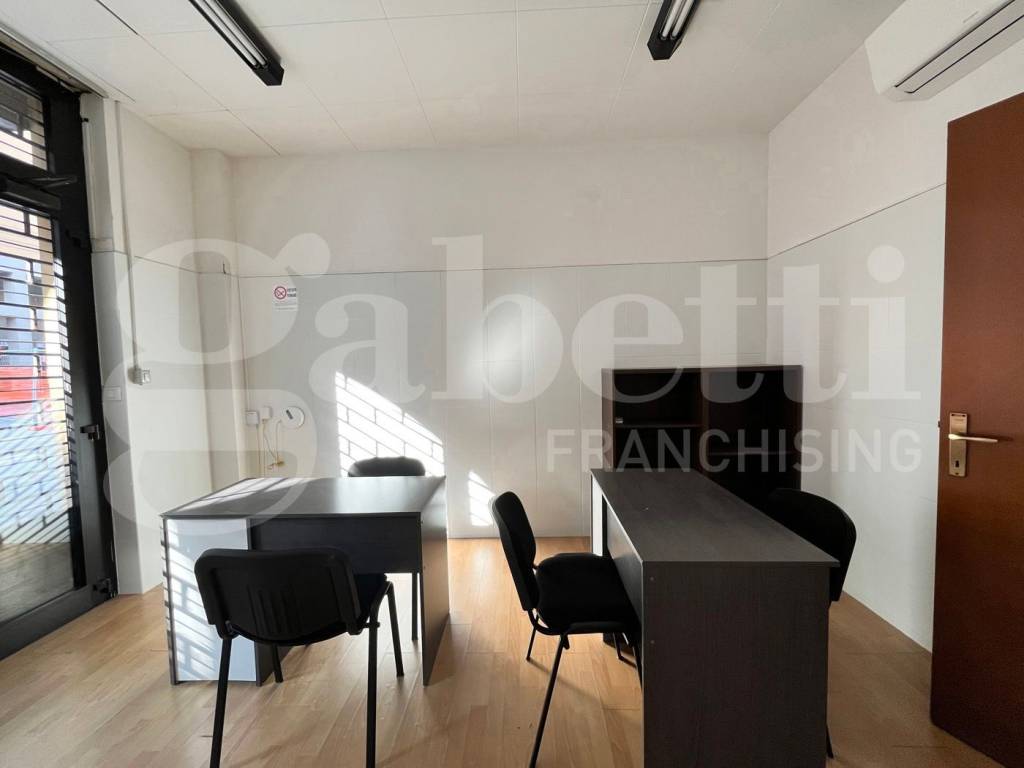 ufficio in affitto a Bologna in zona Saffi