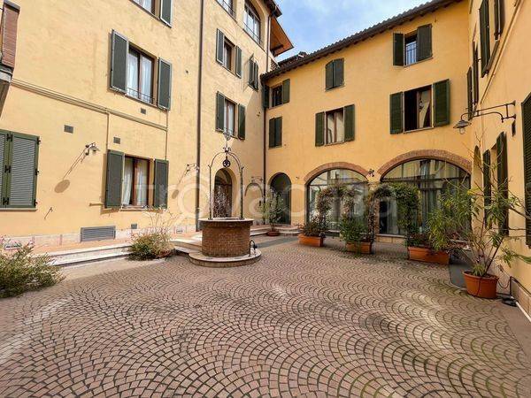 appartamento in affitto a Bologna in zona Centro Storico