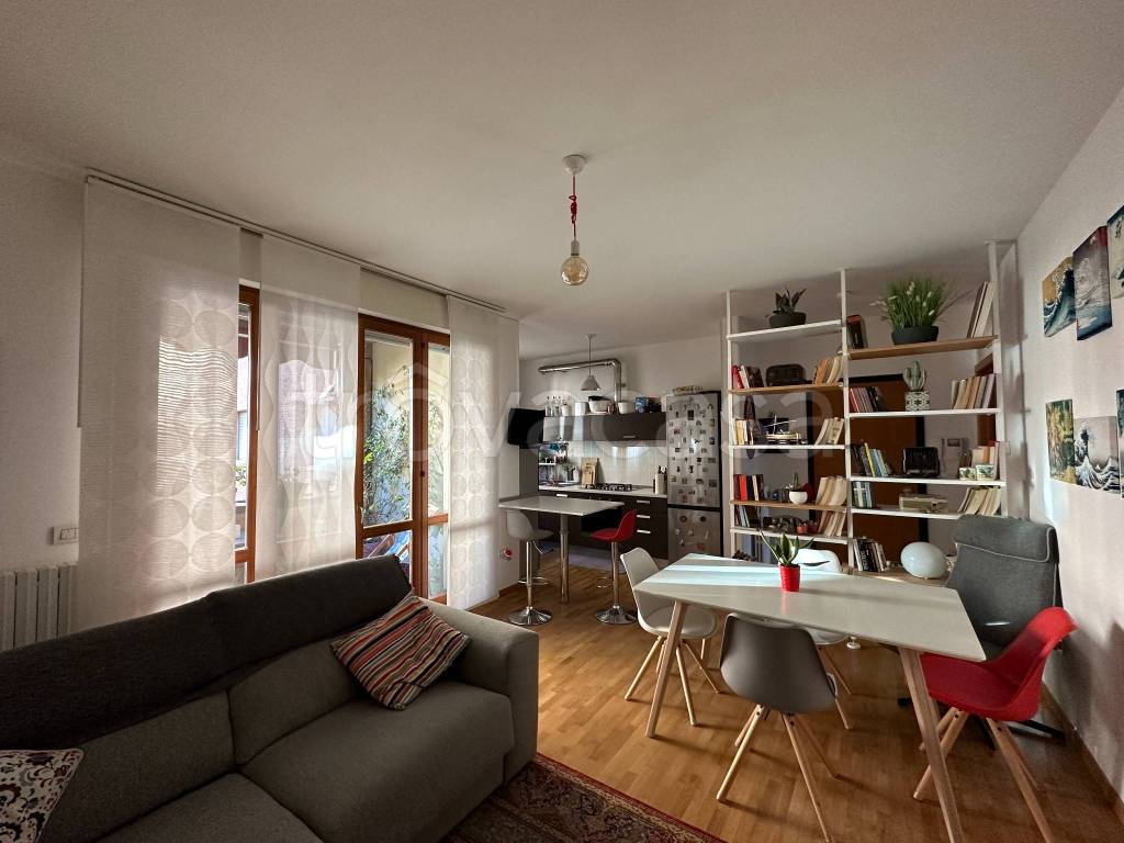 appartamento in affitto a Bologna in zona Saffi