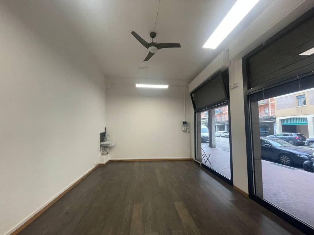 negozio in affitto a Bologna in zona Bolognina