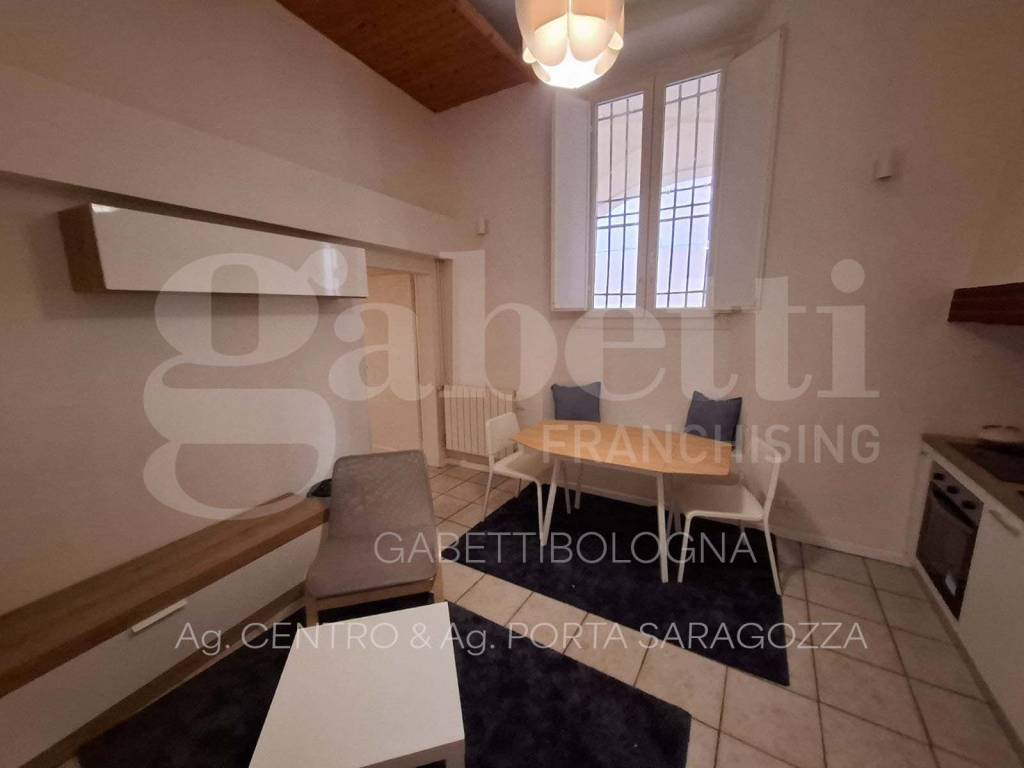 appartamento in affitto a Bologna in zona Santo Stefano