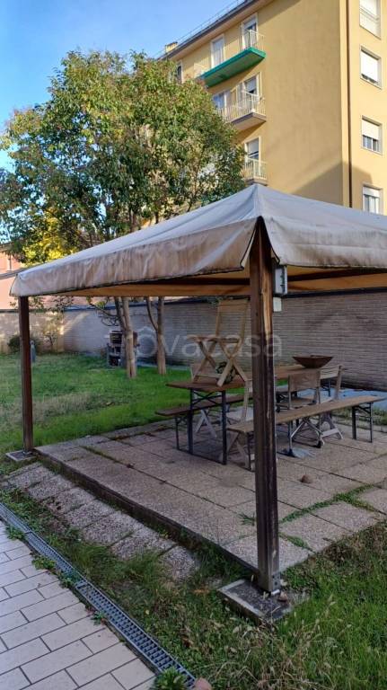 appartamento in affitto a Bologna in zona Saffi