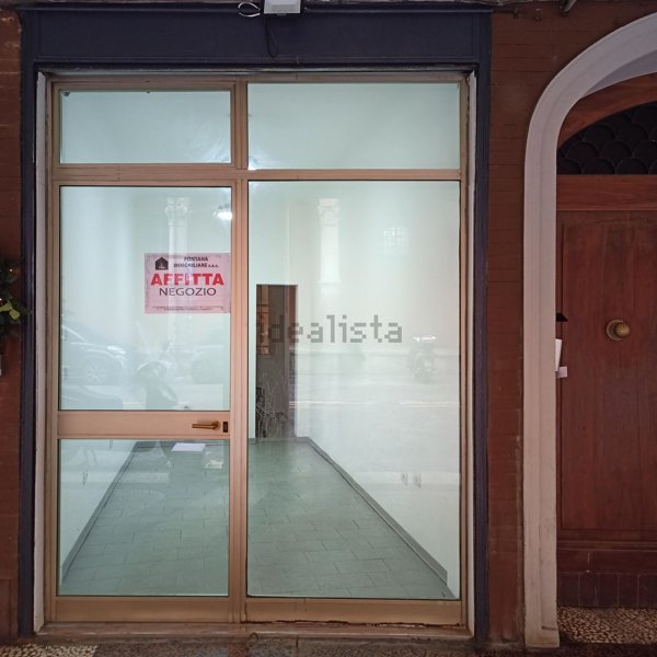 locale di sgombero in affitto a Bologna in zona Santo Stefano