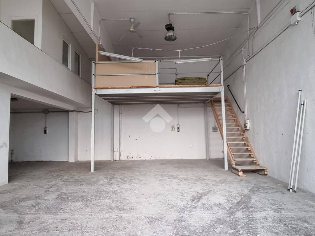 ufficio in affitto a Bologna in zona Corticella