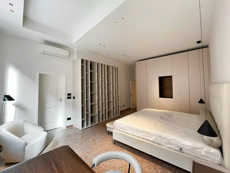 appartamento in affitto a Bologna in zona Santo Stefano