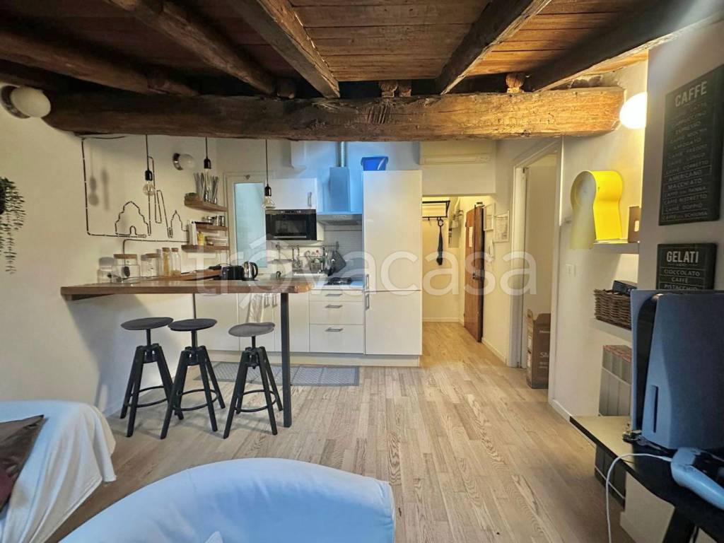 appartamento in affitto a Bologna in zona Santo Stefano