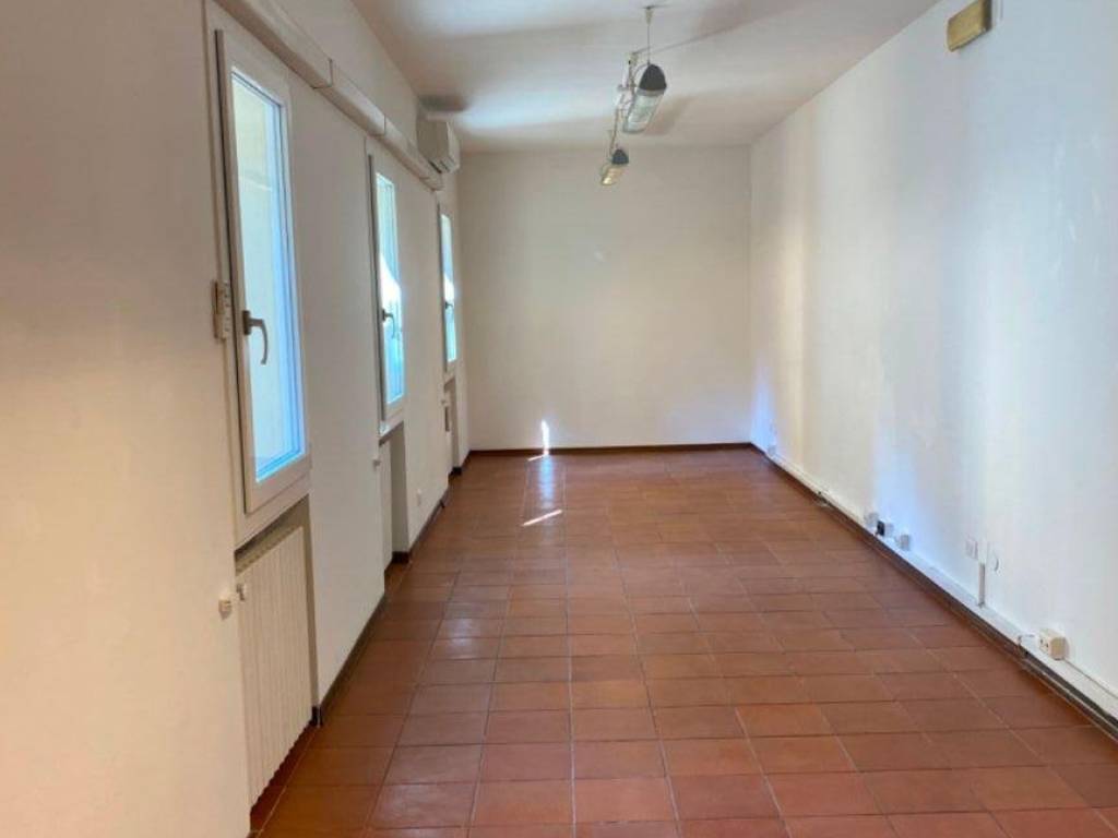 ufficio in affitto a Bologna