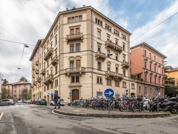 appartamento in affitto a Bologna in zona Santo Stefano