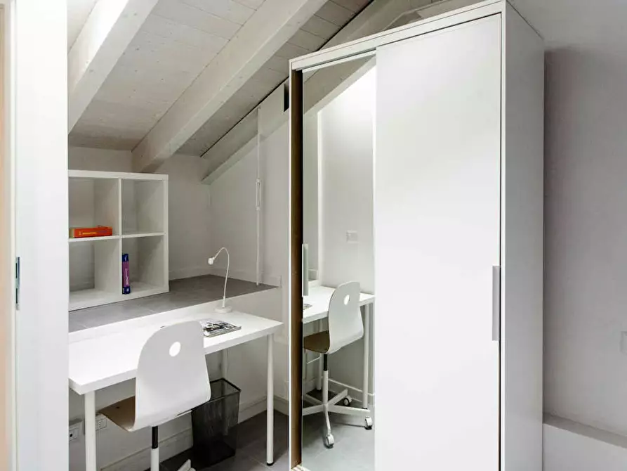 negozio in affitto a Bologna in zona San Vitale