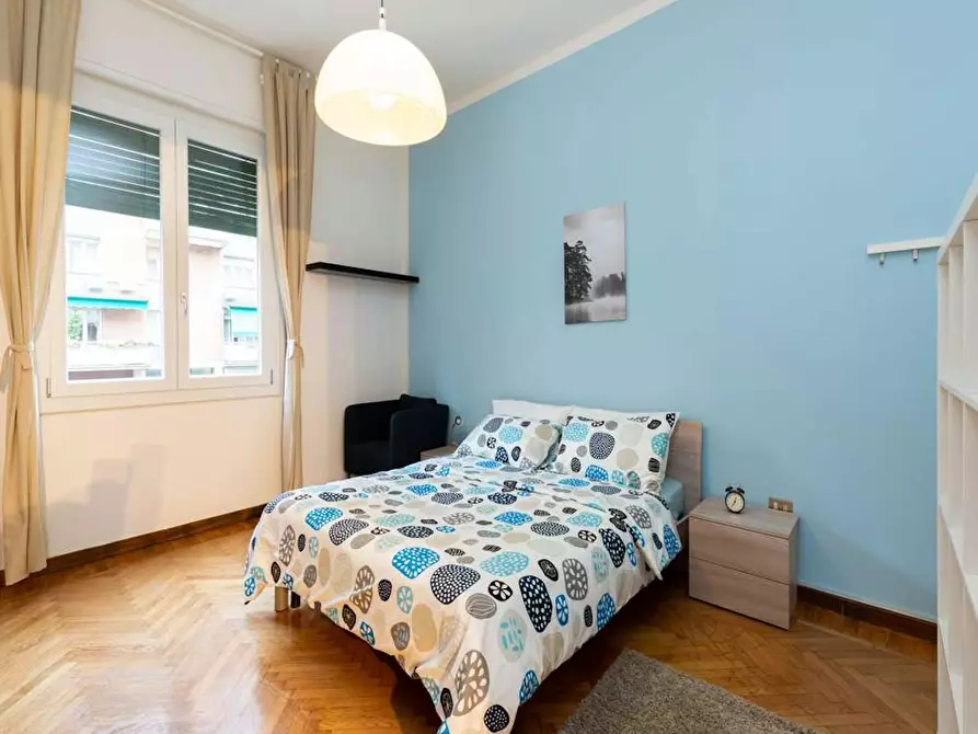 negozio in affitto a Bologna in zona Centro Storico