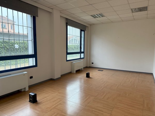 ufficio in affitto a Bologna in zona Corticella