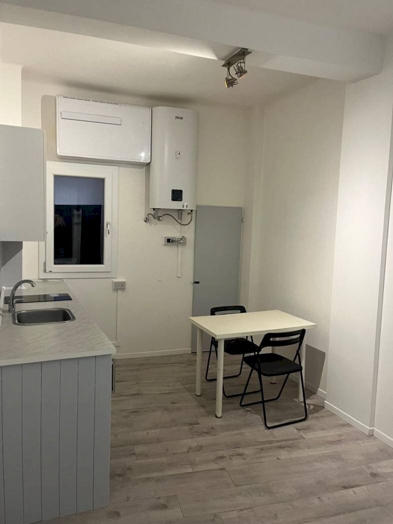 appartamento in affitto a Bologna in zona San Vitale