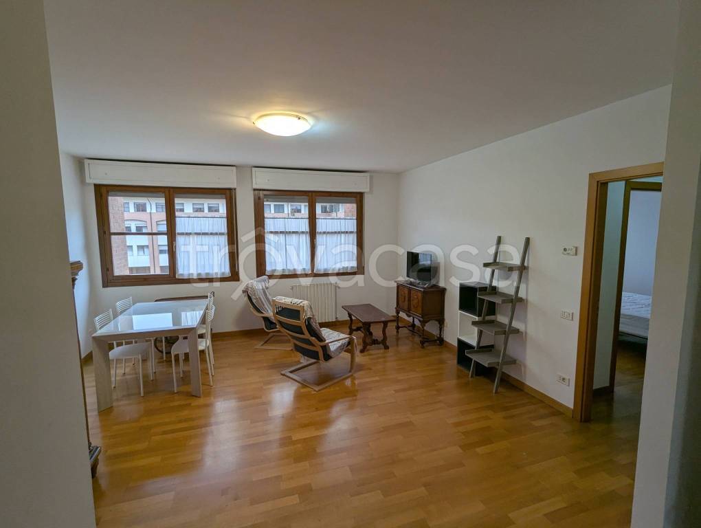 appartamento in affitto a Bologna in zona Santa Viola