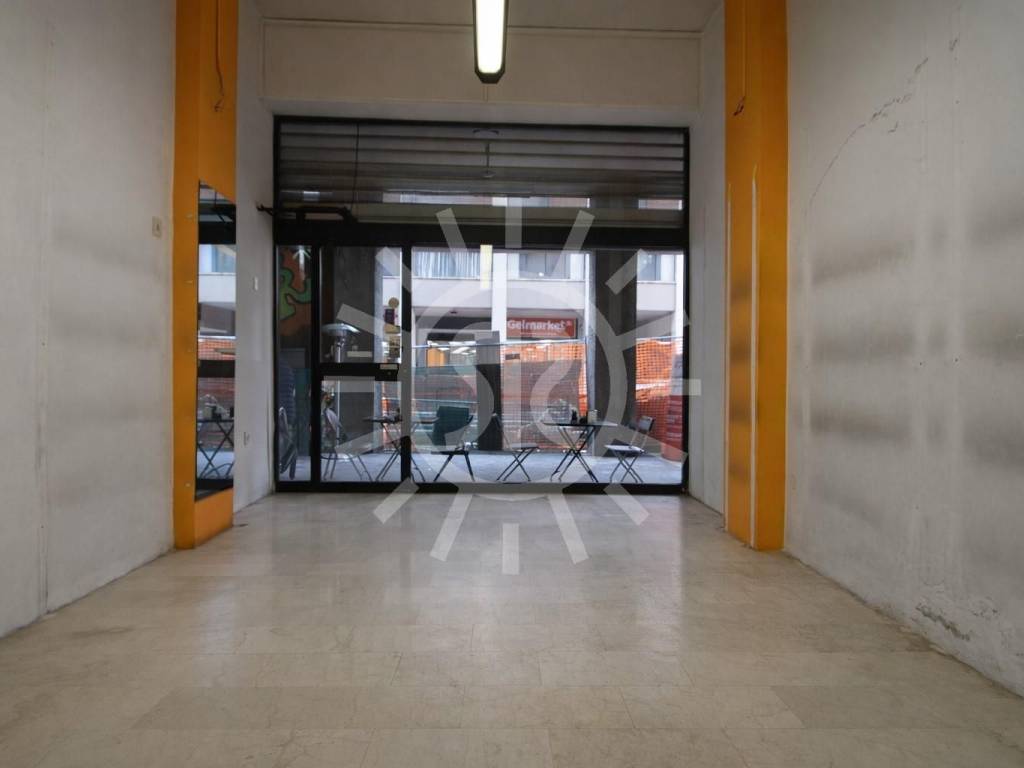 negozio in affitto a Bologna in zona Centro Storico