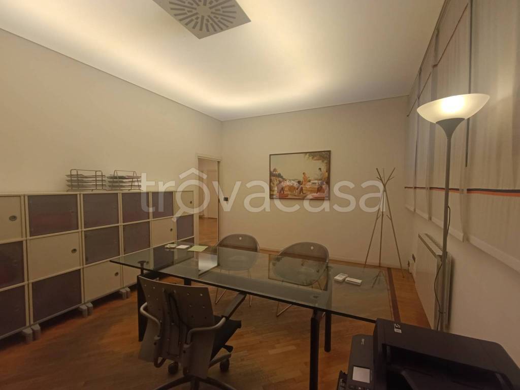 ufficio in affitto a Bologna in zona Quartiere Porto