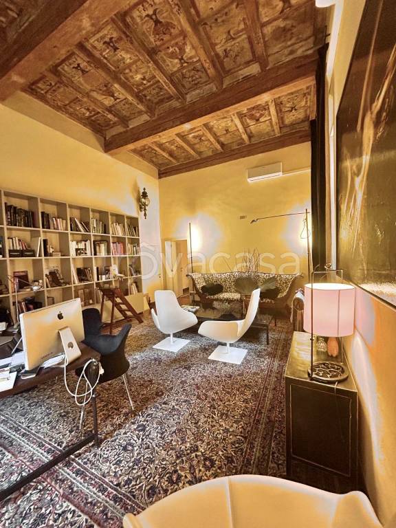 ufficio in affitto a Bologna in zona Santo Stefano