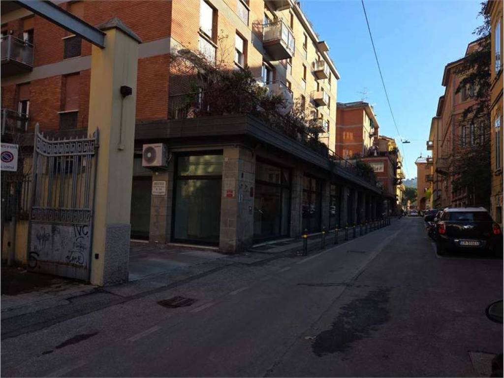 negozio in affitto a Bologna