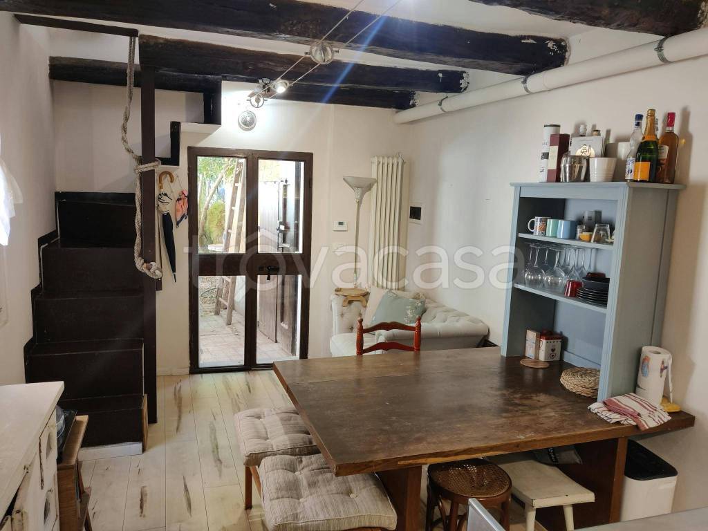 appartamento in affitto a Bologna in zona Santo Stefano