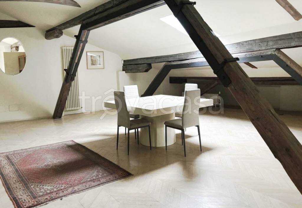 appartamento in affitto a Bologna in zona Centro Storico