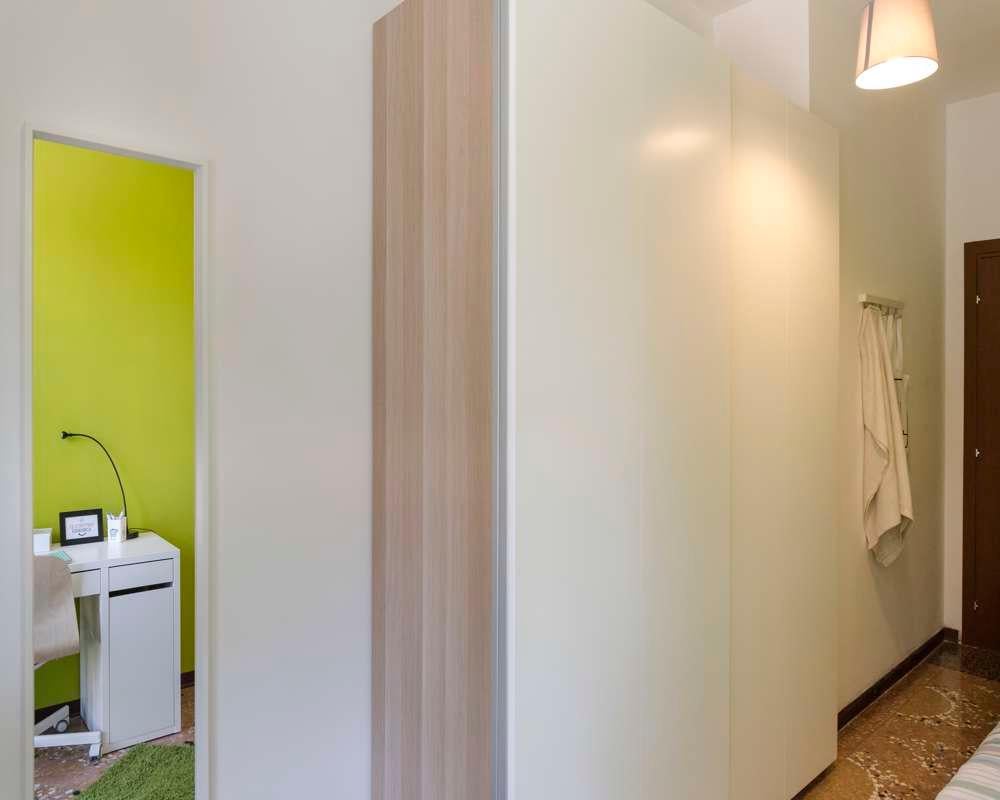 negozio in affitto a Bologna in zona Saragozza