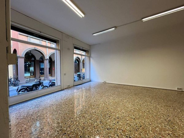 negozio in affitto a Bologna