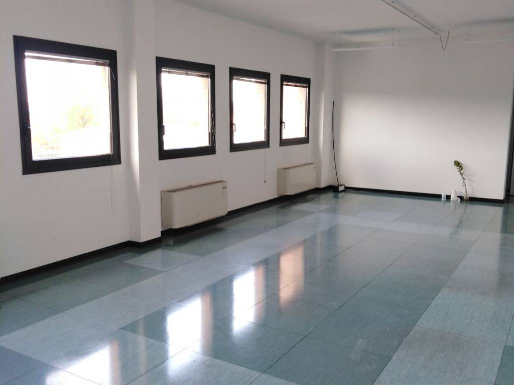 ufficio in affitto a Bologna in zona Bolognina