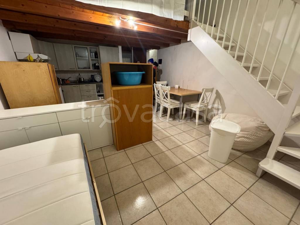 appartamento in affitto a Bologna in zona San Vitale