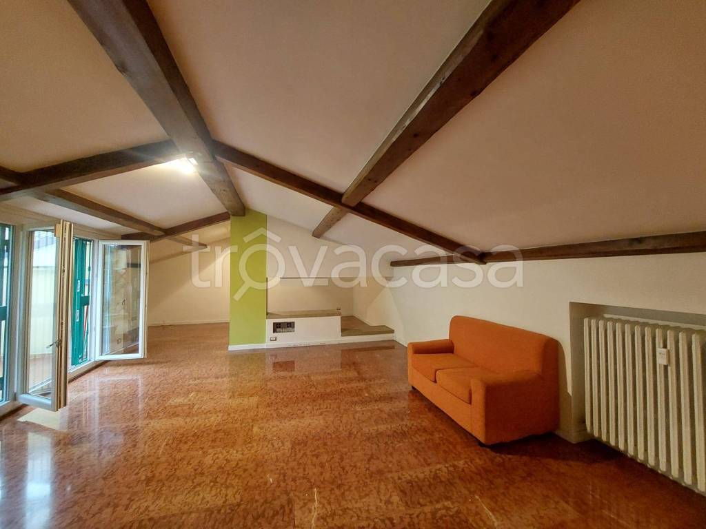 appartamento in affitto a Bologna in zona Centro Storico