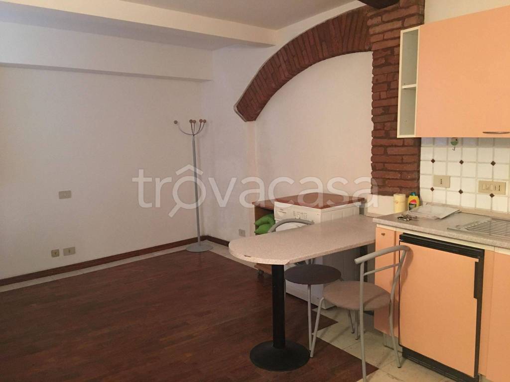 appartamento in affitto a Bologna in zona Santo Stefano