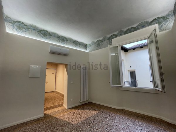 ufficio in affitto a Bologna in zona Santo Stefano