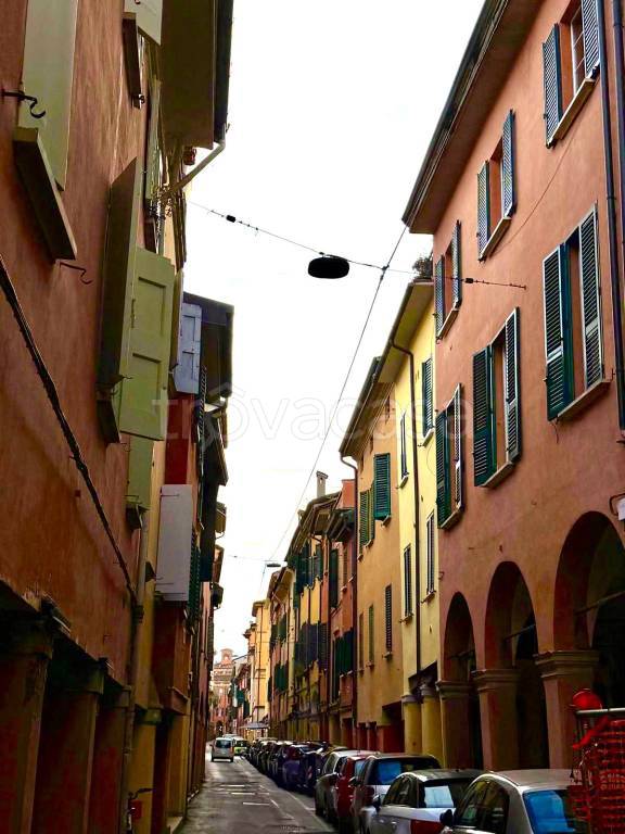 appartamento in affitto a Bologna in zona Santo Stefano