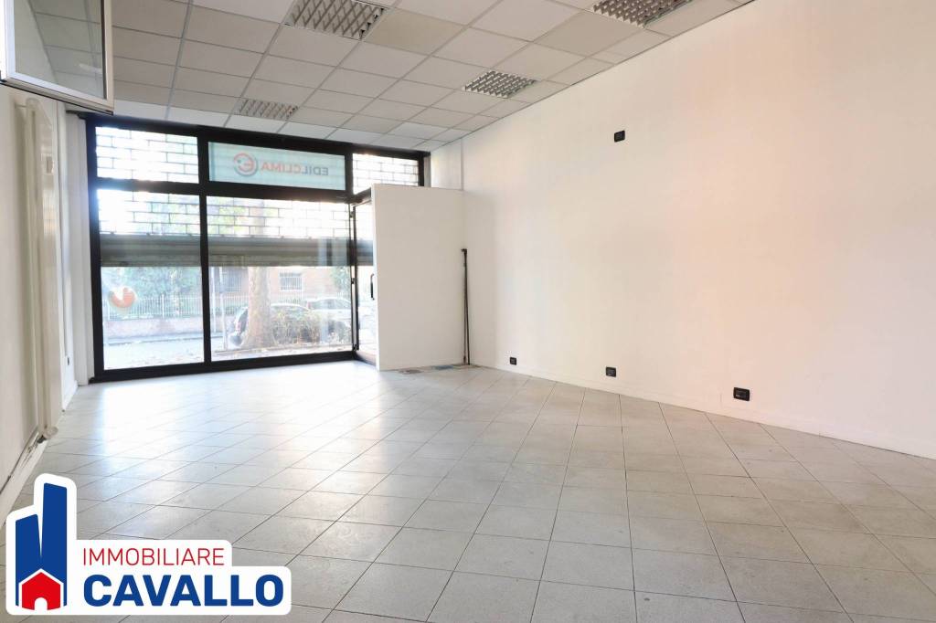 negozio in affitto a Bologna in zona Bolognina