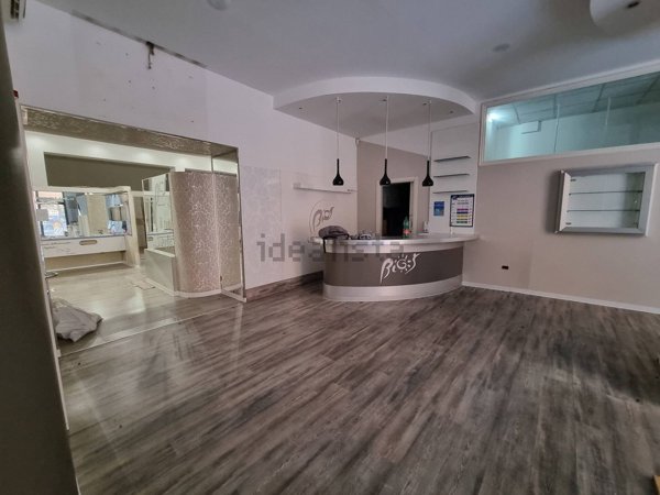 locale commerciale in affitto a Bologna in zona Centro Storico