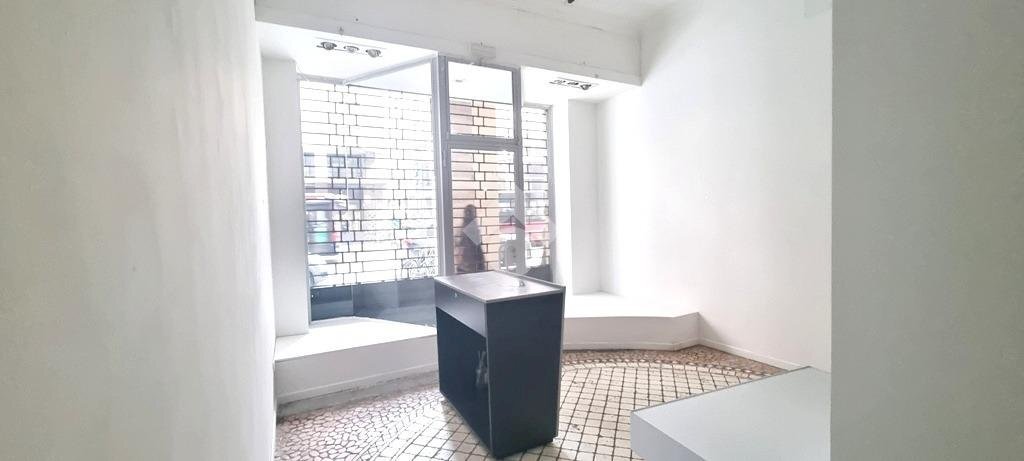 negozio in affitto a Bologna in zona Quartiere Porto