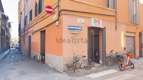 ufficio in affitto a Bologna in zona Santo Stefano