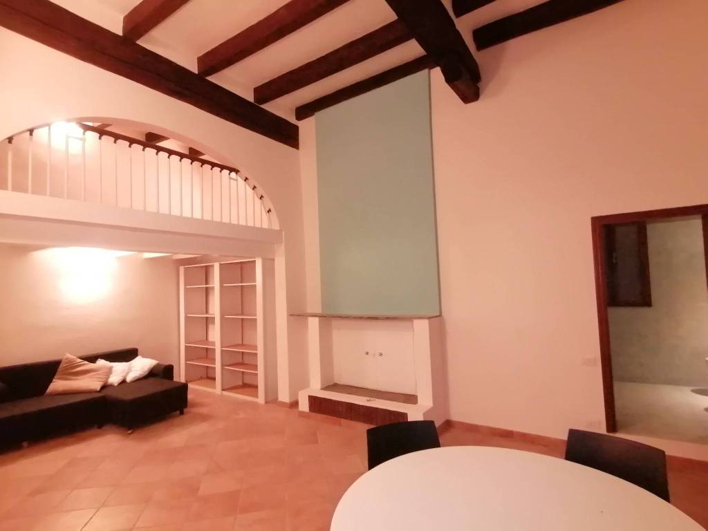 appartamento in affitto a Bologna in zona Santo Stefano