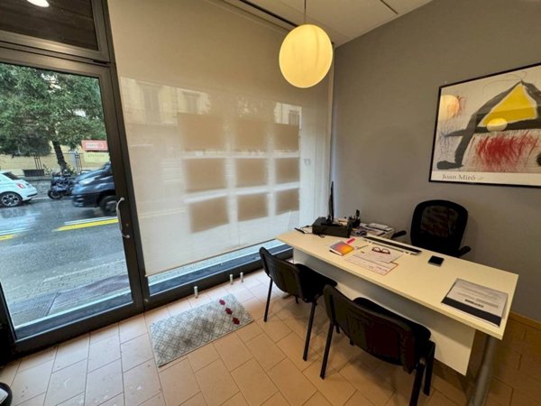 negozio in affitto a Bologna in zona Andrea Costa