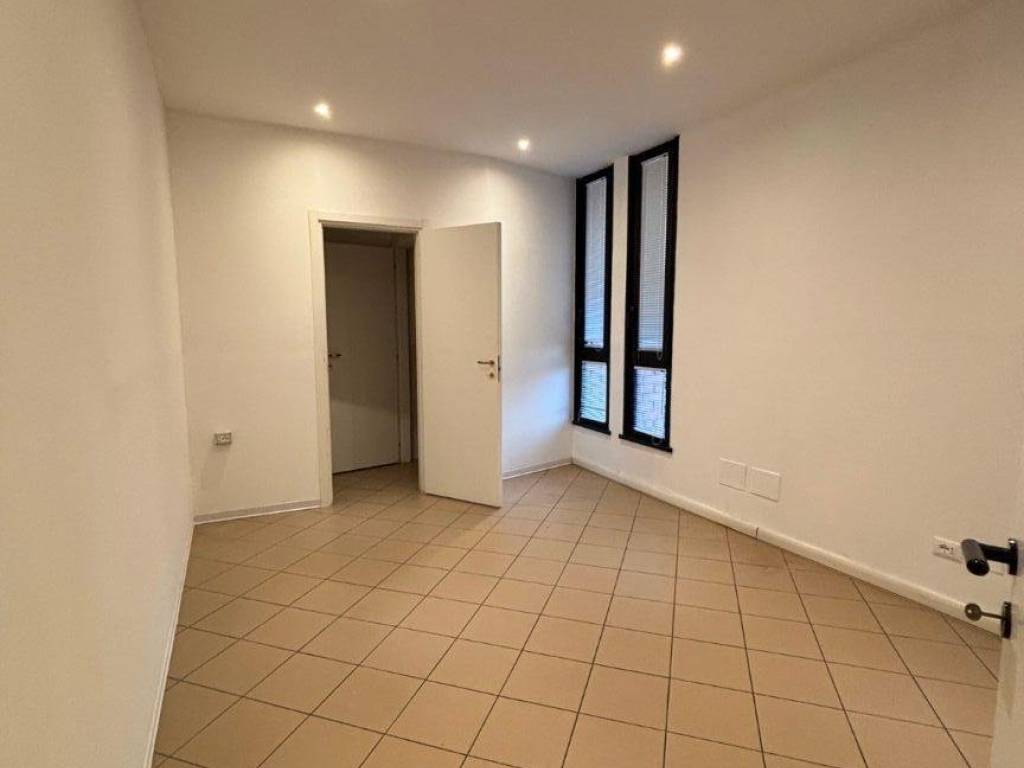 ufficio in affitto a Bologna in zona San Vitale